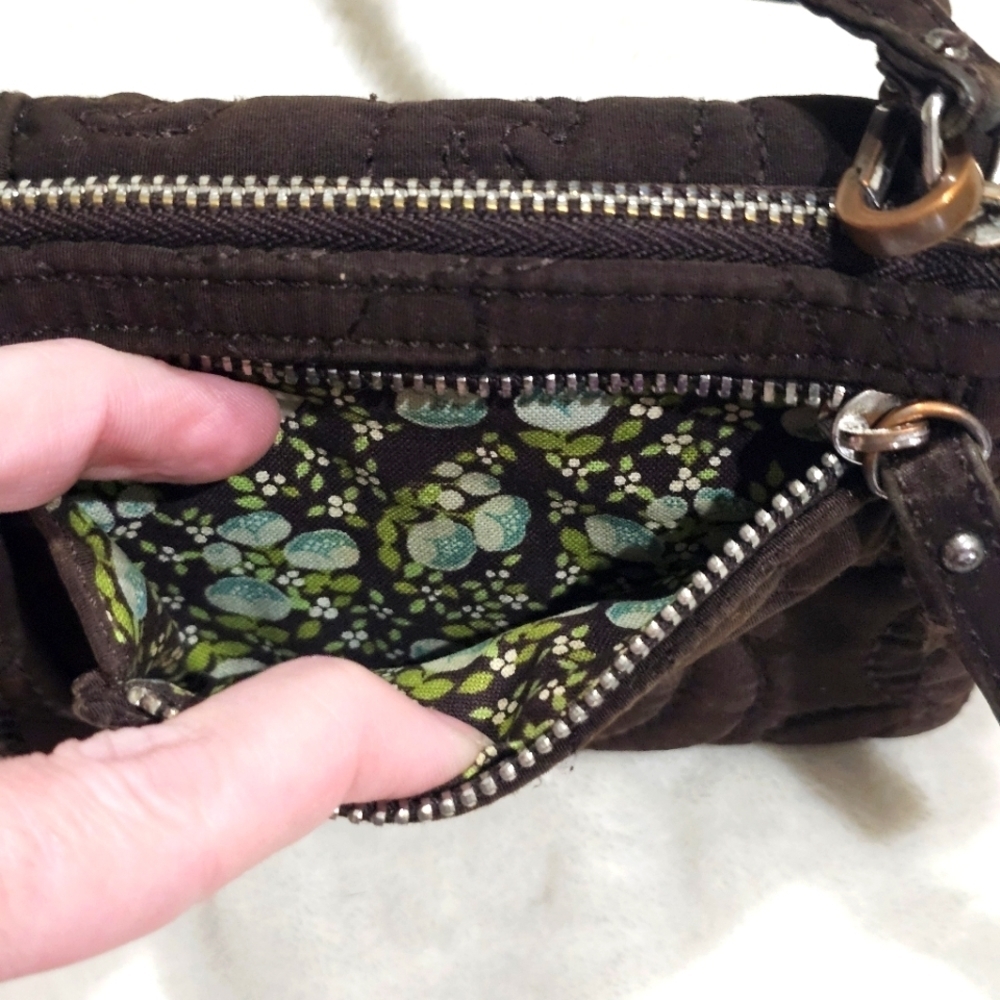 Vera Bradley ✦ Quilted Wristlet Wallet ✦ Brown Exterior Floral Interior Slim OS - Picture 5 of 12